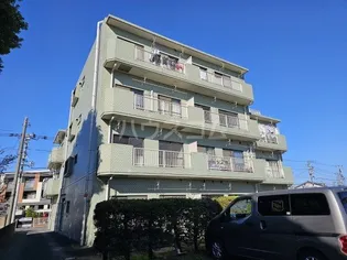 ハイツリバーサイド【1階】の外観