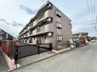 クラウンハウス【2階】の外観