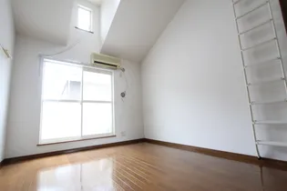 フラット42【2階】の居間