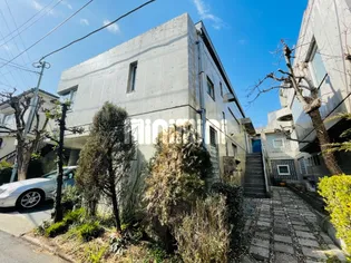 レ・ステュディオ【2階】の外観