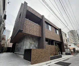 東京都新宿区西新宿4【マンション】の外観