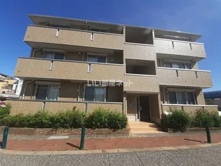 ポールカルチェの画像