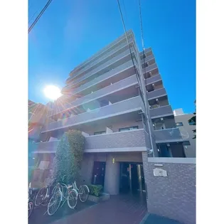 プレール西新宿【3階】の外観
