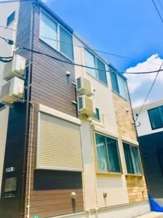 東京都中野区新井1【アパート】の外観