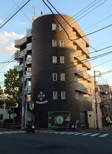 東京都新宿区西落合1【マンション】の外観