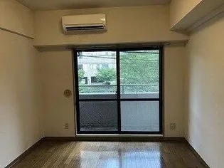 プレール中目黒【2階】の外観