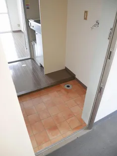 ベルトピア錦町【2階】の玄関