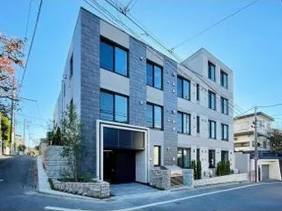 ラ・ペルラ下北沢【2階】の外観