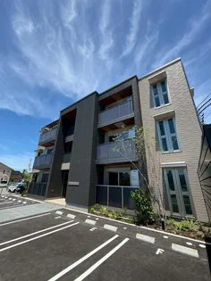 ウィステリア蜷川【3階】の外観