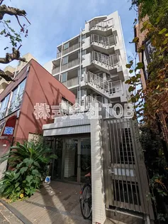 ディアレイシャス高井戸【2階】の外観