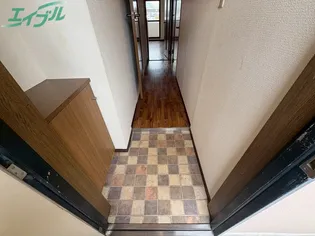 エクセレンス【1階】の玄関