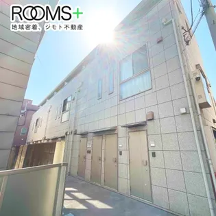 セレ初台の外観