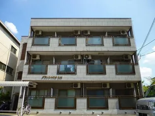 グランシャリオ ヒロの画像