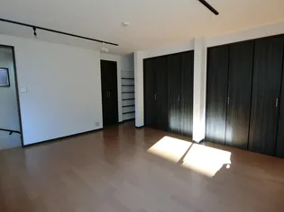 東京都目黒区上目黒3【一戸建】の外観