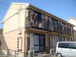 ユニバーサル岸岡 A【1階】の外観