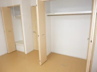 ガーデンハウス エアリー B【2階】の内装