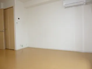 ガーデンハウス エアリー B【2階】の内装