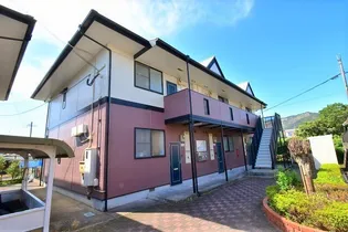 ファミール竹内 B【2階】の外観