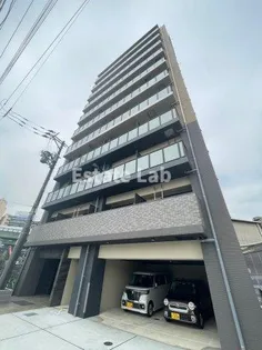 LIVIAZ KOBE CRESTの画像