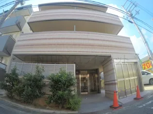 クリスタルコート江坂【1階】の外観