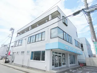 山本ビル【3階】の外観