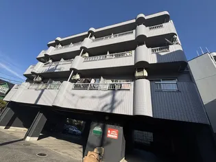 グリーンハイム是政の画像