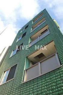 アンプルールフェールスリーズ【4階】の外観