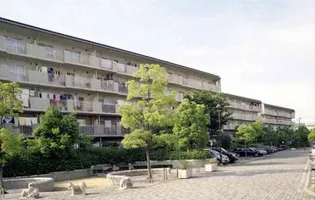 UR平城左京【4階】の外観