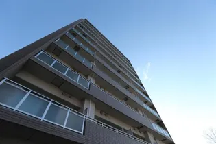 ヴォーネン円山裏参道【9階】の外観