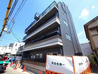 Lucir西三国【1階】の外観