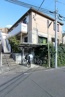 フォルトゥーナ【2階】の外観