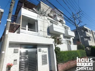 ファースト【2階】の外観