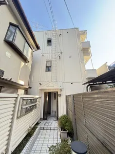 ラ・ヴニール大山【2階】の外観