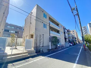 Petite Soeur(プティトゥ スール)【3階】の外観
