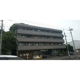 ロイヤルヒルズ【4階】の外観
