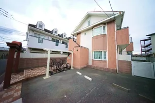 レジデンス稗田B【1階】の外観