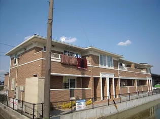 三重県四日市市小古曽3【アパート】の外観