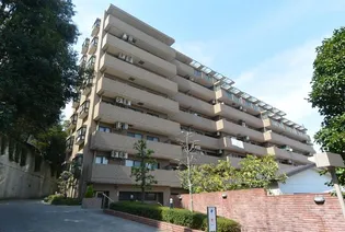 ライオンズマンション乃木坂【2階】の外観