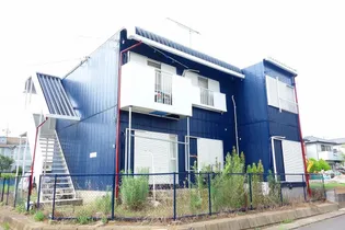 グリーンリーフ【2階】の外観