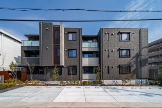 アミコート泉中央【1階】の外観