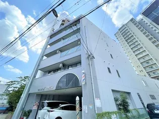 イマニシビルの画像