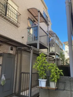 ハウスパルテール【1階】の外観