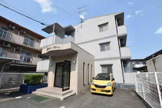 クライナーマモール【2階】の外観