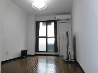 玉出タカハシマンション【2階】の居間