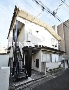 東京都世田谷区三軒茶屋2【アパート】の外観