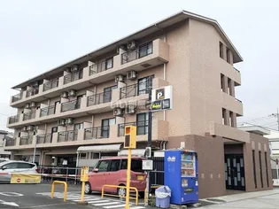 ケンハウス・秦野駅南口マンション【4階】の外観