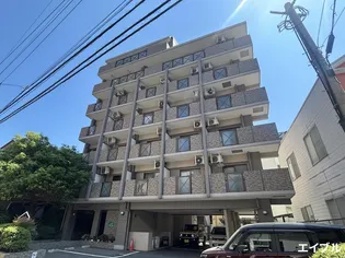 プライム 天神の画像