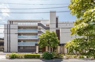 イーストポート【4階】の外観