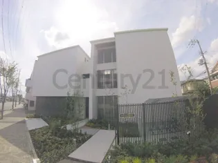 シャーメゾンDIVANA【1階】の外観