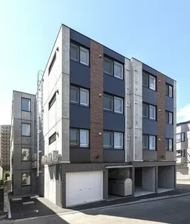 PRECIOUS MIYANOSAWAの画像